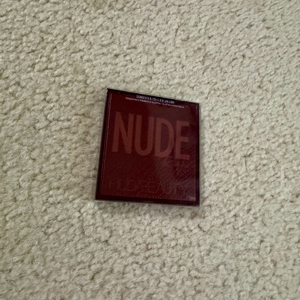 BRAND NEW HUDA BEAUTY NUDE Eyeshadow - Picture 4 of 5